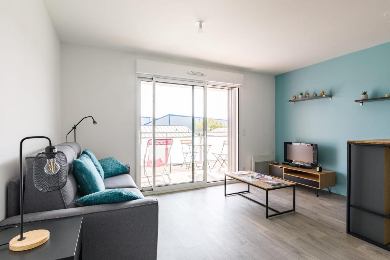 L'Ecume - Studio Moderne Avec Grand Balcon Et Place De Parking Dinard Exterior photo